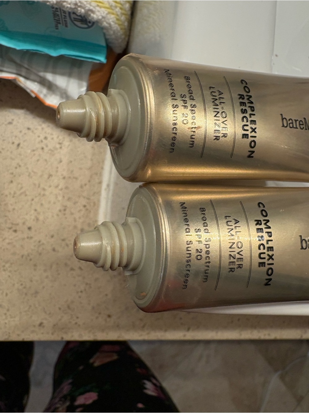 bareMinerals Complexion Rescue Illuminizer Tube in Gold 2 tubes